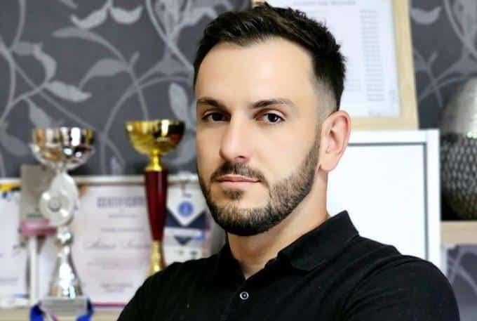 ADMIR IZ NOVOG PAZARA “SKRIVA MILIONE” U SVOJIM RUKAMA: Njegov rad zahtijeva kontinuirano usavršavanje – jedan je od NAJBOLJIH NA PLANETI (FOTO)