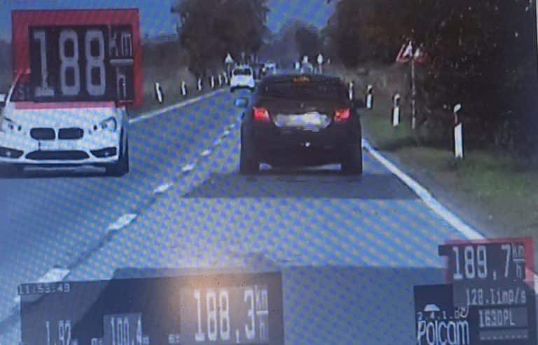 UŠAO U PRETICANJE BRZINOM OD 188 KILOMETARA NA SAT! Haos u Subotici, mladić (22) kažnjen sa 160.000 i oduzimanjem vozačke dozvole.