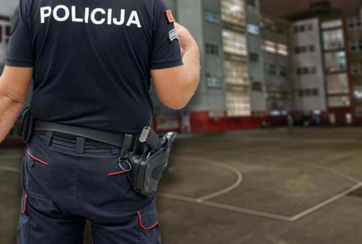 Crna GoraCrna GoraPRETUČEN MALOLETNIK U PODGORIČKOJ MAHALI: Krivične prijave podnete protiv dvojice sedamnaestogodišnjaka!ReagujKomentarišiReagujKomentariši