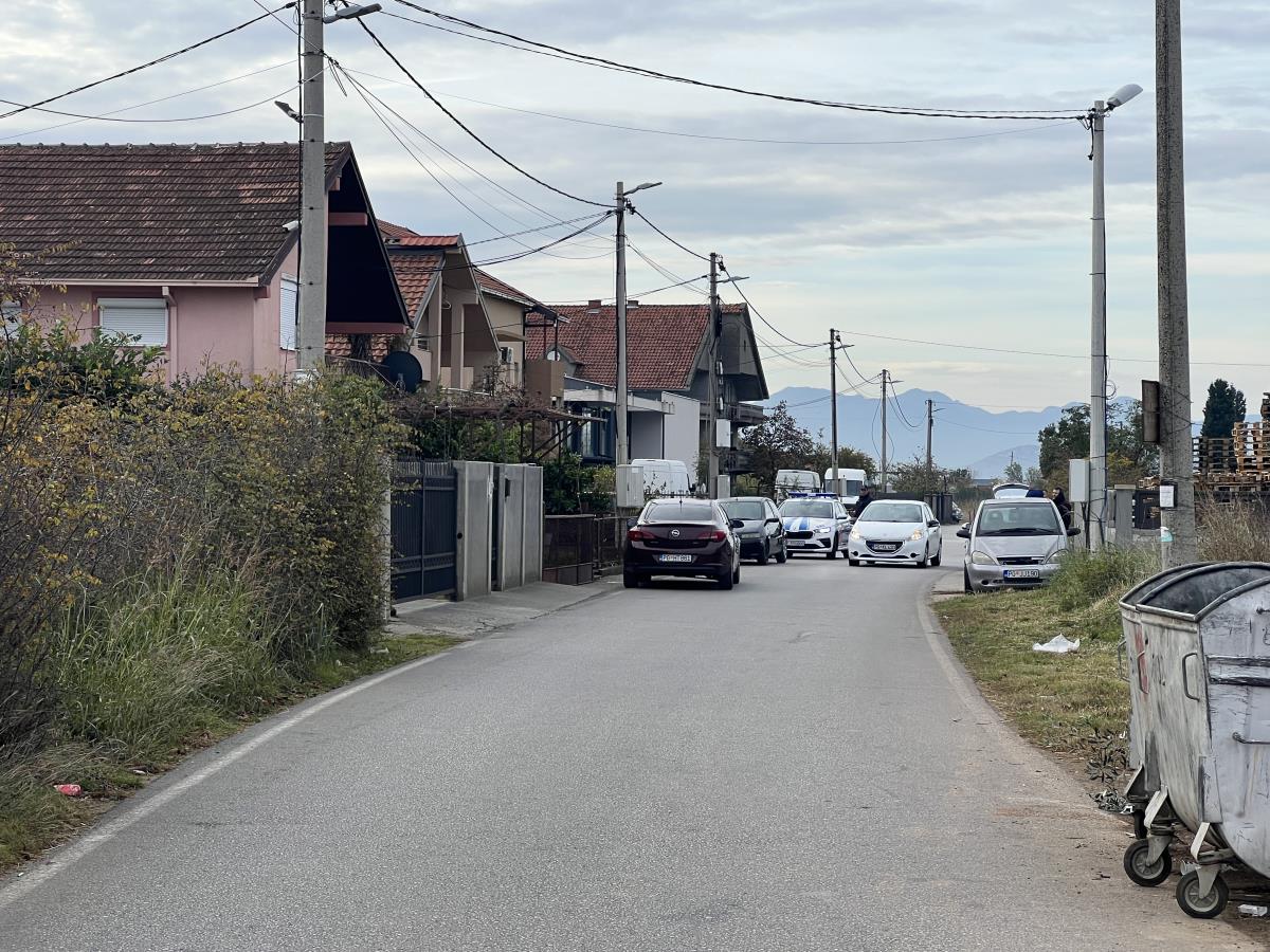 “NE PROĐE NI DAN, A DA NE BUDE NEKA CRNA VEST” Meštani ulice u kojoj je ubijena žena u Podgorici u šoku: Krenuli na posao i zatekli jeziv prizor