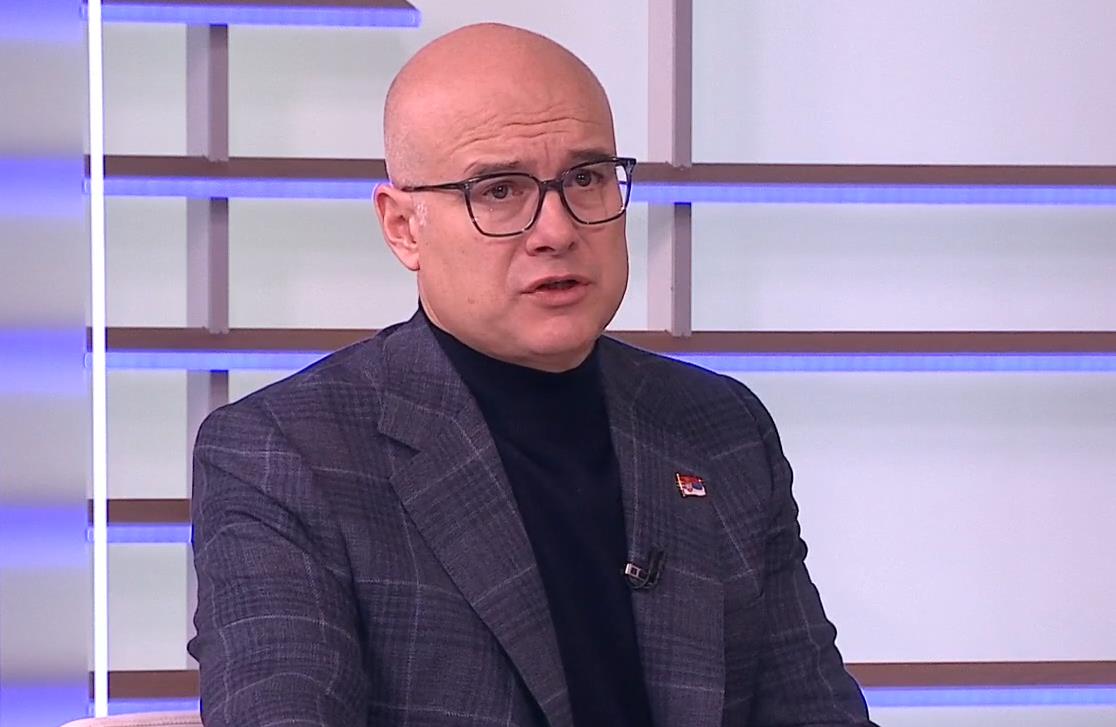 “APELUJEM NA GORANA DA PREKINE ŠTRAJK GLAĐU, NEKA SE FOKUSIRA NA ODBRANU” Premijer Vučević o Vesiću: Ne treba to da radi, jer će on platiti najveću cenu