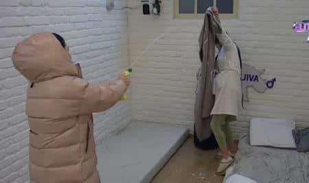 JELENA OKUPALA CIMERKU OTROVNIM HEMIKALIJAMA! Napravila haos u “Eliti”, Ilićeva potpuno podivljala!