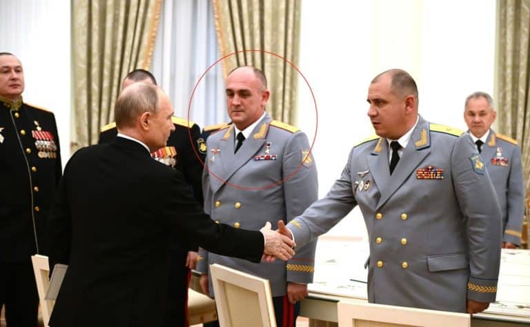 PlanetaPlanetaPOGINUO OZLOGLAŠENI RUSKI GENERAL: Optužen da je organizovao logor za mučenje i iznuđivao novac2 · Reaguj 22 · Reaguj 2