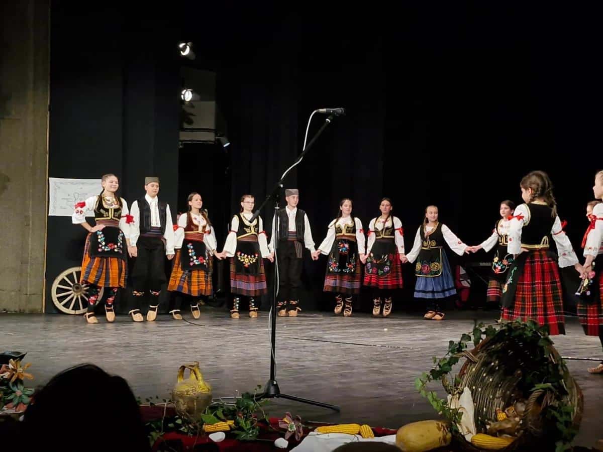 SVEUKUPNI POBEDNIK MESNA ZAJEDNICA BAČINA: U Trsteniku održano Takmičenje sela Rasinskog okruga