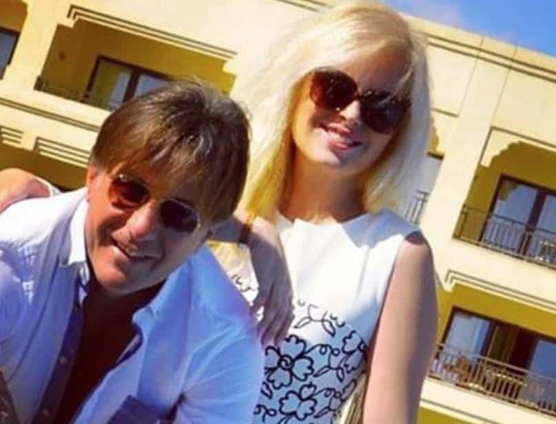 VODITELJKA SE UDALA POSLE 7 DANA VEZE, MUŽA UPOZNALA U LIFTU! Decenijama je gledamo na malim ekranima, a ona iz centra BG, pobegla na planinu u kamenu kuću FOTO
