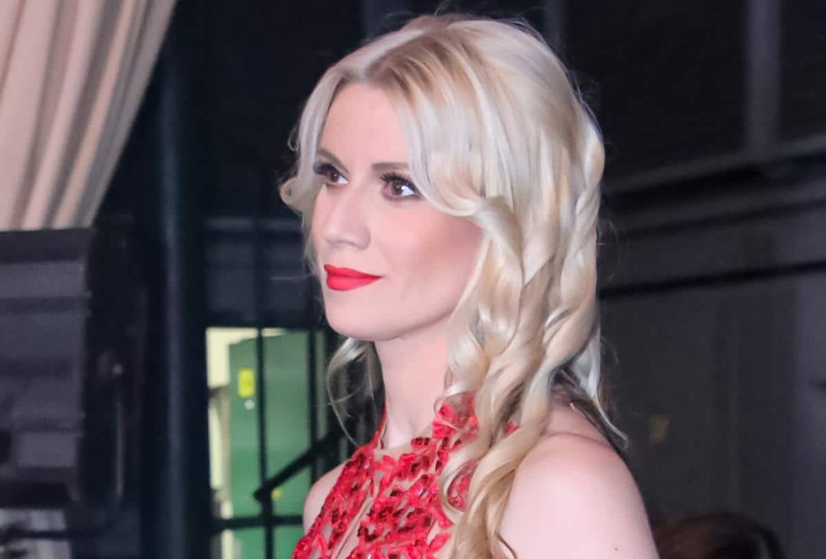 Pop kulturaPop kulturaNalaz je bio maligan: Glumica Mina Lazarević pobedila je opaku bolest i krila od porodice "Molila sam doktore da…"ReagujKomentarišiReagujKomentariši