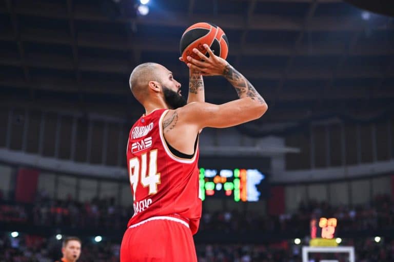 Olimpijakos kao gost savladao Panatinaikos