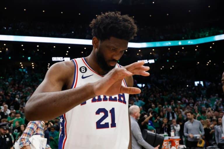 NBA liga suspendovala Embida | Kurir