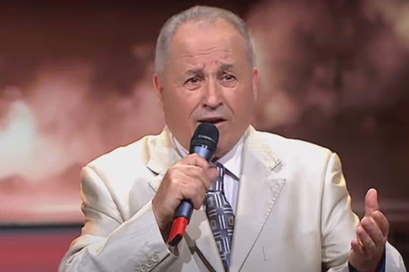 “JAVLJAM SE SA ONOG SVETA, STIGAO SAM” Raša Pavlović ekskluzivno za Kurir nakon informacije da je preminuo: Zvao me je bratanac, mnogo sam se potresao…