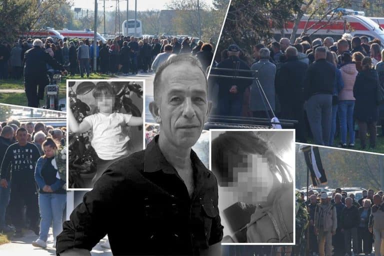 HronikaHronikaSRBIJA PLAČE ZA NJIMA! Sara (5) i Valentina (9) sahranjene sa svojim dedom, hiljade ljudi ih ispratilo na večni počinak – "Srce progovara BEZ IKAKVOG JECAJA…"1 · Reaguj 11 · Reaguj 1