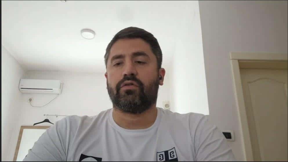 StarsStars"NE MOGU DA MERIM RAZOČARANJA…" Prva ispovest Rađena nakon razvoda od Milice: Progovorio o njenom neverstvu, evo u kakvim su odnosima: Pokušao da spase brak!1 · Reaguj 11 · Reaguj 1