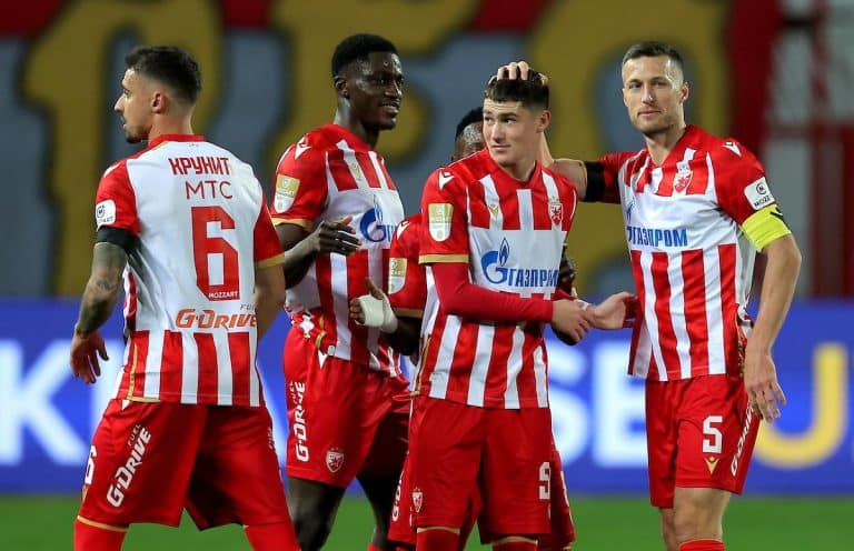 Iz minuta u minutFudbalIz minuta u minutFudbalEVROGOL ZVEZDINOG MESIJA ZA TV ŠPICE: Crveno-beli razbili Vojvodinu i u dobrom raspoloženju čekaju strašnu Barselonu!Reaguj 5Reaguj 5