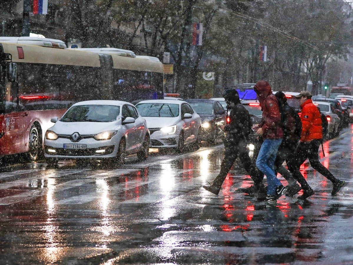 Objavljena najnovija vremenska prognoza! Sneg sutra u ovim delovima Srbije, potom još veće pogoršanje za vikend, a evo kako će biti sledeće nedelje