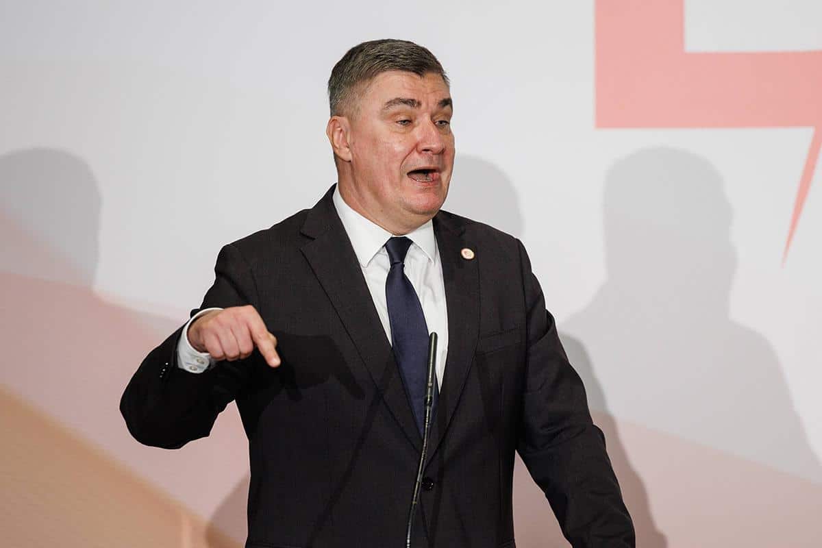 ZORAN MILANOVIĆ UBEDLJIVI FAVORIT: U nedelju predsednički izbori u Hrvatskoj, na listi osam kandidata
