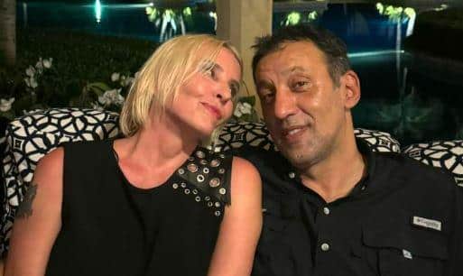 SKINULA SE ŽENA VLADE DIVCA: Ana se slikala u kadi, pokazala kako izgleda u šestoj deceniji (FOTO)