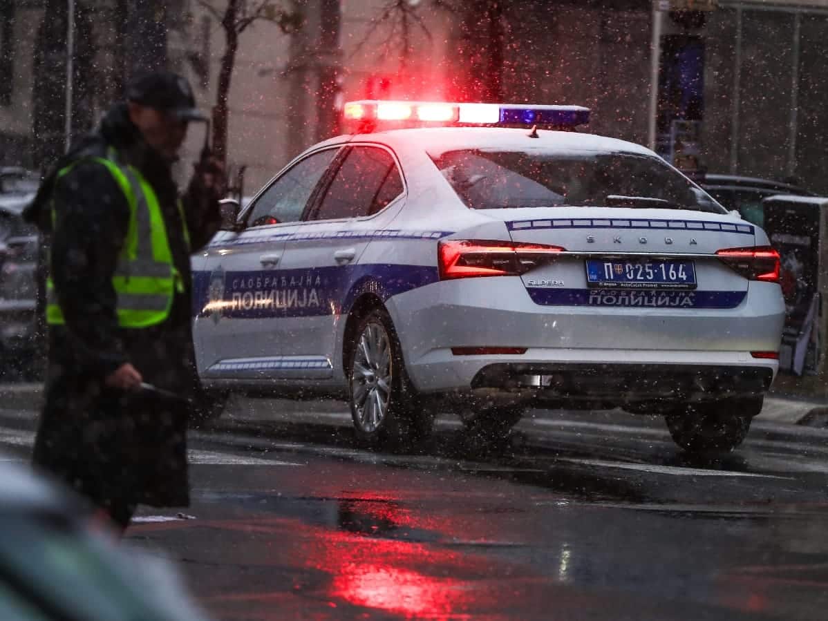 HOROR U NOVOM SADU: Devojčica (11) poginula nakon pada sa prozora, naređena hitna obdukcija