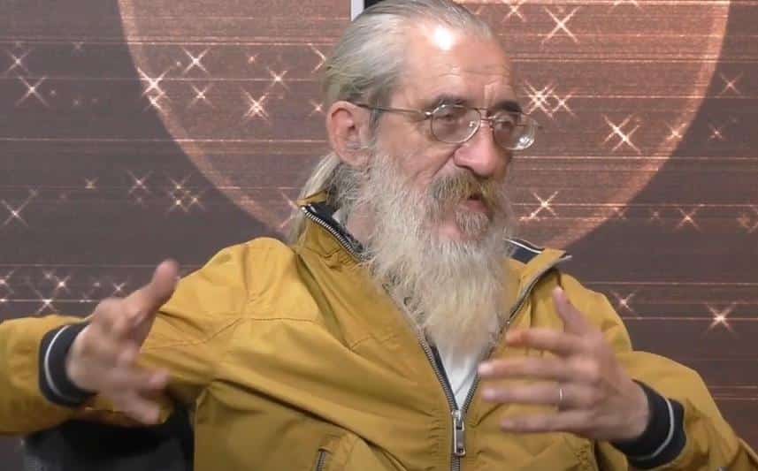 Mile je nekada živeo bez krova nad glavom pa objasnio zašto beskućnici vezuju najlon kese oko nogu: Razlog tera suze na oči i najtvrđima