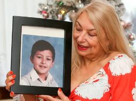 12 godina mislila da joj je sin mrtav, a onda joj je na Svetog Nikolu stigao poziv: Stalno je plakala i palila mu sveću za mrtve, suprug joj je umro od tuge