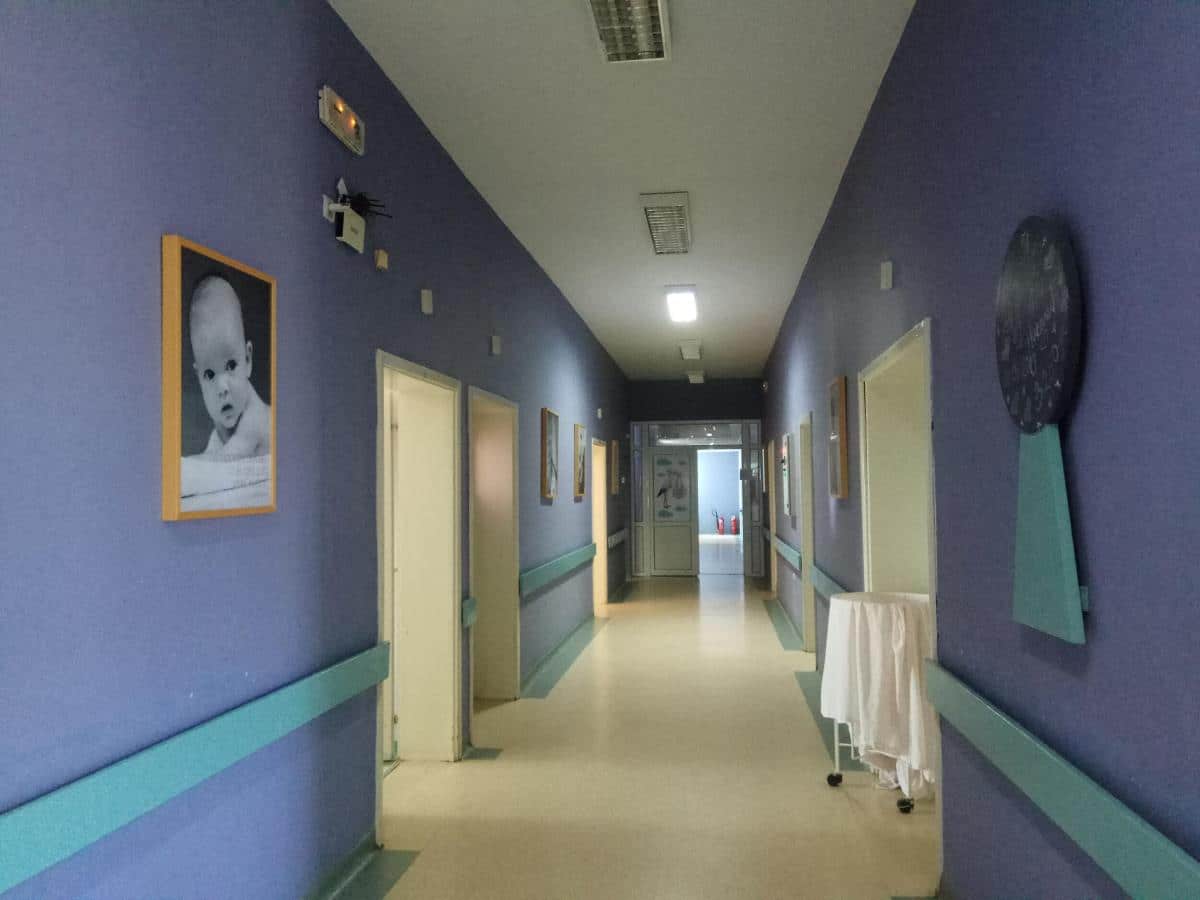 PRVOJ BEBI ROĐENOJ U NOVOJ GODINI 100.000 DINARA Gradsko veće u Vranju odlučilo: Svim bebama koje se rode 1. januara po 50.000 dinara