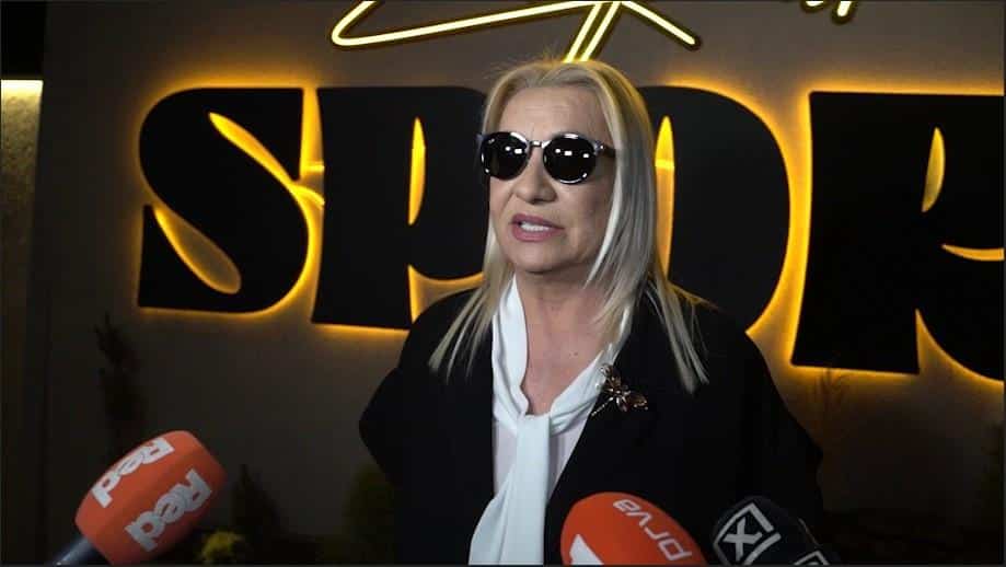 “DA KUPIM TRI ZGRADE U KNEZ MIHAILOVOJ I DA NE TREPNEM” Vesna Zmijanac progovorila o finansijama: Zaradila sam brdo para!