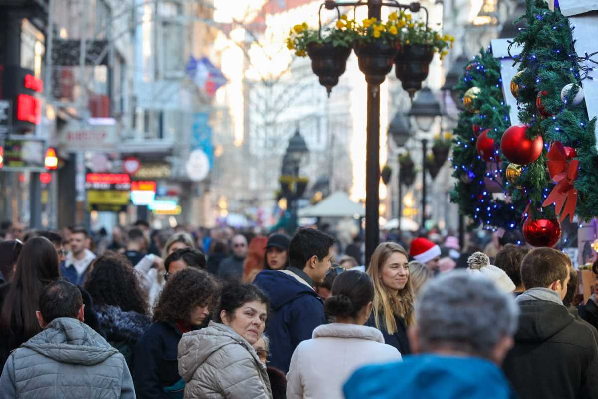 RHMZ OBJAVIO PROGNOZU ZA NOVU GODINU: Evo kakvi će nam biti neradni 1. i 2. januar i kad stiže nova tura snega! Na Goliji ga ima i za izvoz, smetovi metarski