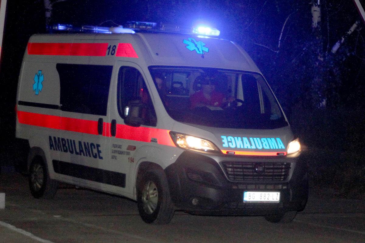 TEŠKA SAOBRAĆAJKA U ČAČKU: Automobilom udario OCA SA DVOJE MALE DECE dok su prelazili ulicu
