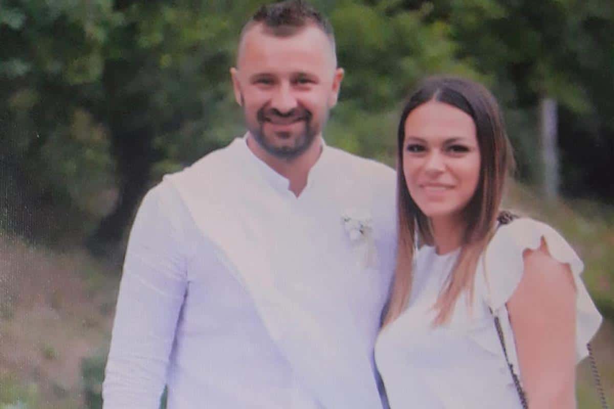 UŠAO JE U LOKAL I DRŽAO RUKU IZA LEĐA” Dvostrukom ubistvu u Arilju prethodila žestoka svađa, meštani otkrili sve o ubici: Na ulici se “kezio u lice