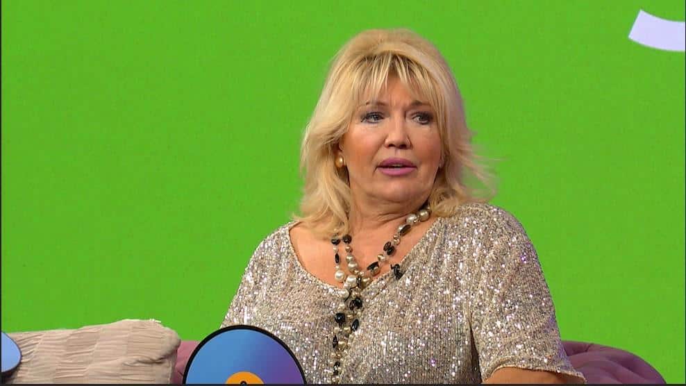 “KAD SAM SE RAZVELA IZGUBILA SAM PREZIME I SLAVU!” Iskreno priznanje Suzane Mančić, otkrila zašto godinama obeležava drugog svetitelja: Rešila sam…
