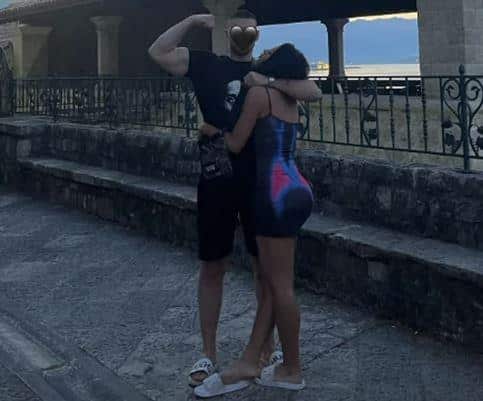 SAD NAM JE JASNO ZAŠTO MU JE I ZATVOR OPROSTILA! Pogledajte samo ove mišiće na dečku Nine Đogani: Isklesan na svakom delu tela, kao APOLON