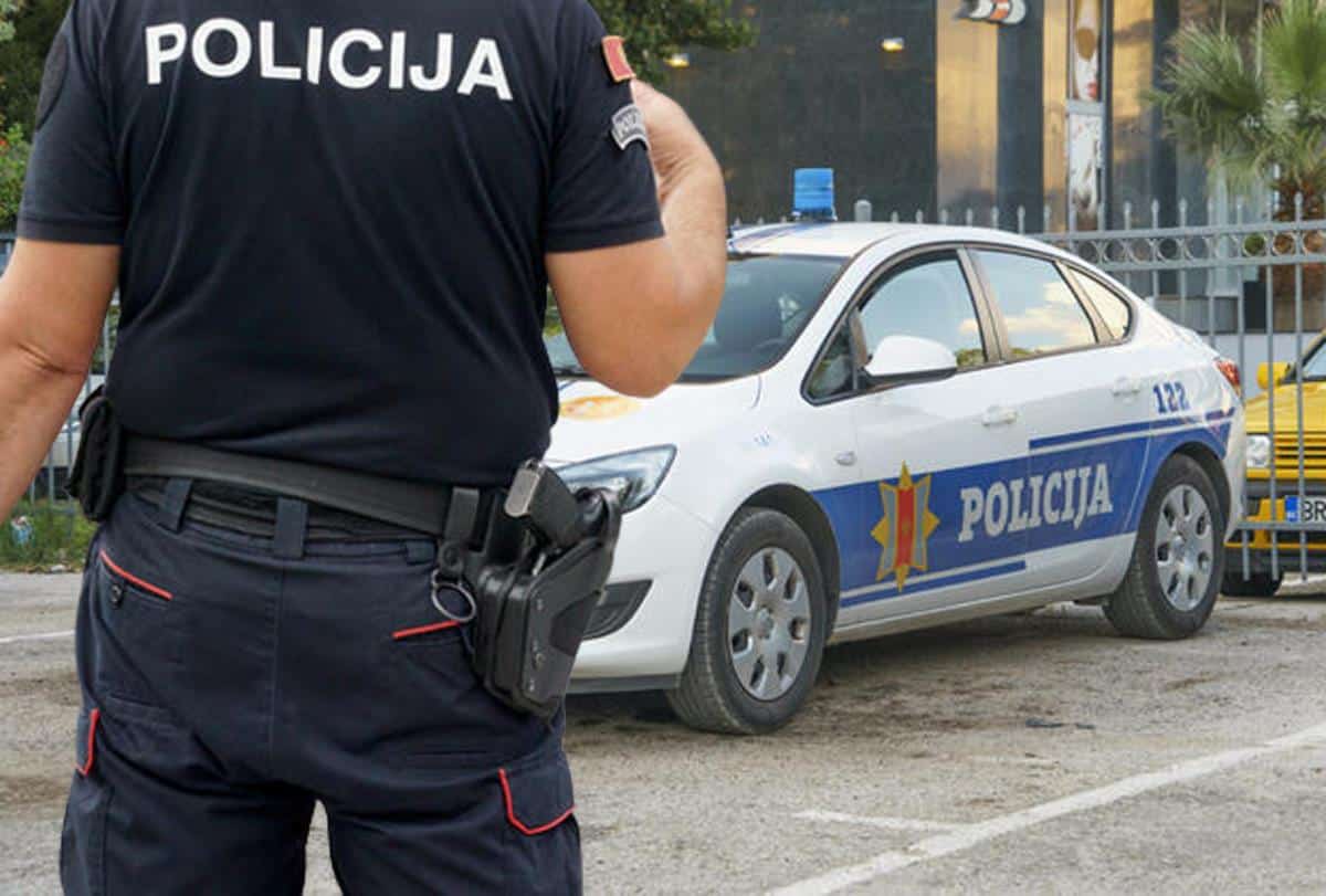 POLNO UZNEMIRAVANjE UČENICE U TIVTU: Uhapšen profesor (49), i ranije je fizički napadao učenike