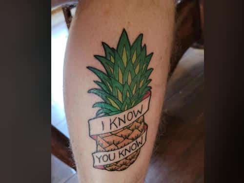 Istetovirao ananas zbog omiljene serije, kad je saznao koja se simbolika krije, zanemeo je: “Nisam bio svestan, nisam deo tog sveta”