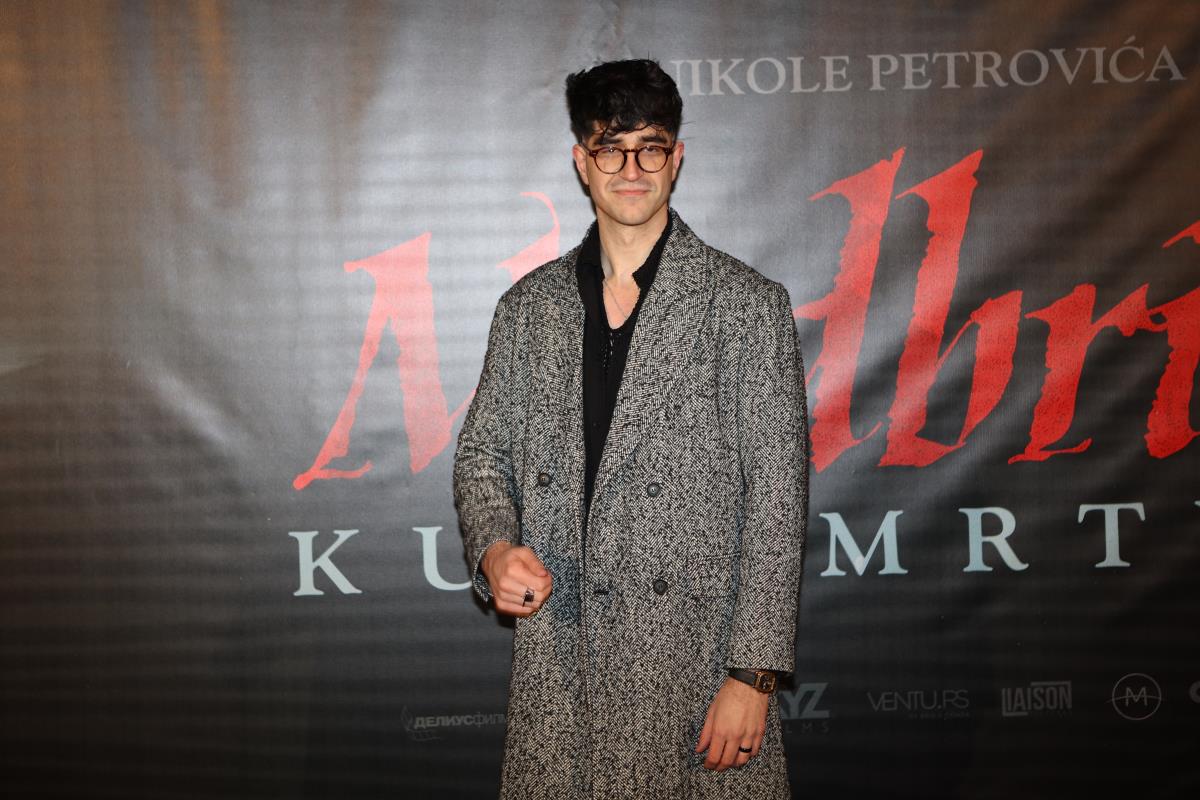 Publici u Americi dopada se naš film: Mladi reditelj Nikola Petrović o nastavnku horora “Mudbrick – kult mrtvih”