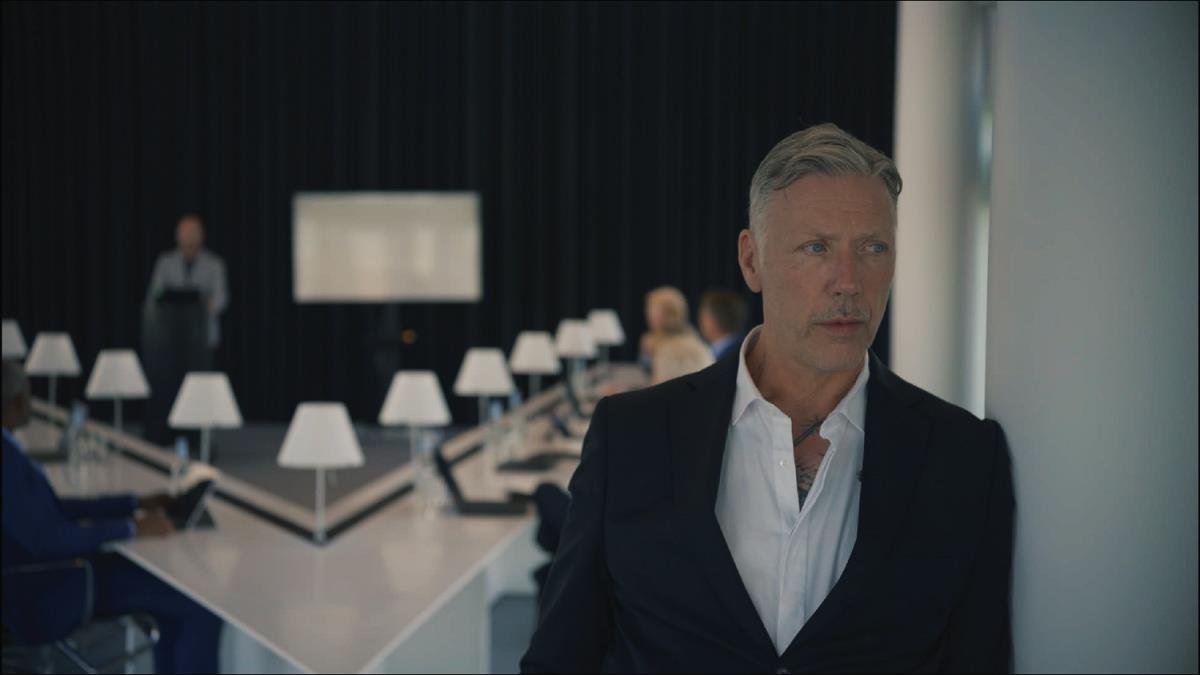Neobičan uslov švedskog glumca za seriju “Otmica”: Kako je Mikael Persbrandt stavio na muke našeg producenta
