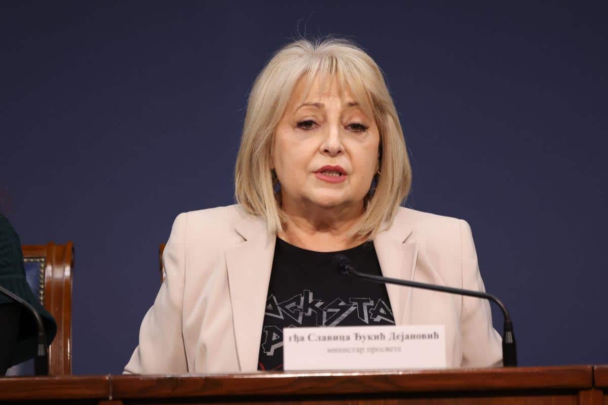 Najbitnije da se deci ne uskraćuje pravo na obrazovanje! Ministarska prosvete nastavila razgovore sa direktorima škola o planu za nadoknadu nastave