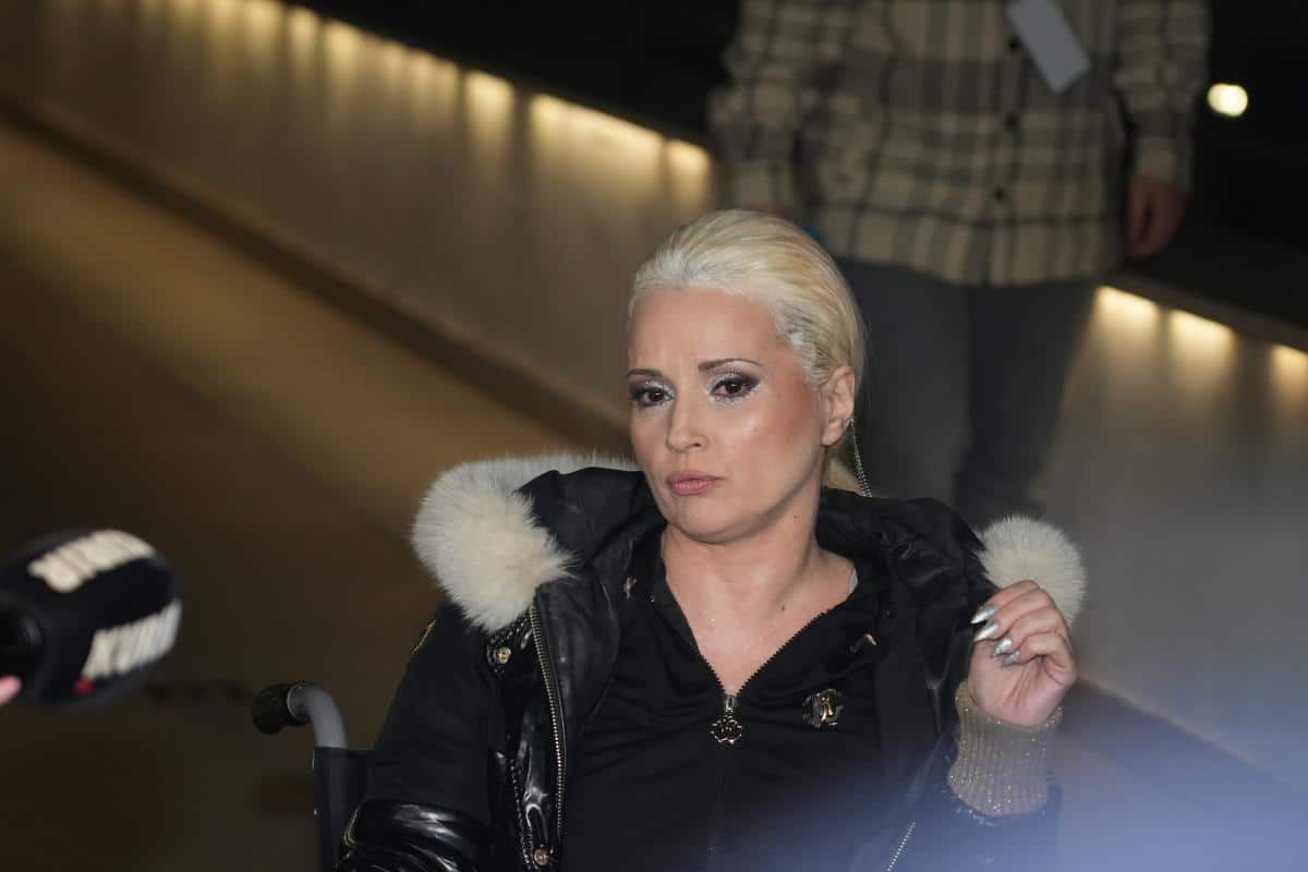 “IZGUBIM ŽIVCE KAD SAM S NJOM” Progovorile komšije Maje Nikolić, iznele detalje o pevačici: Dugo je ležala na parkingu, niko joj nije pomogao