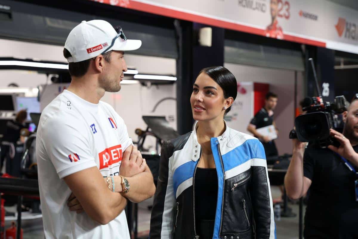 U koži od glave do pete: Georgina Rodrigez istakla raskošne obline i pomutila pamet šeicima u Saudijskoj Arabiji