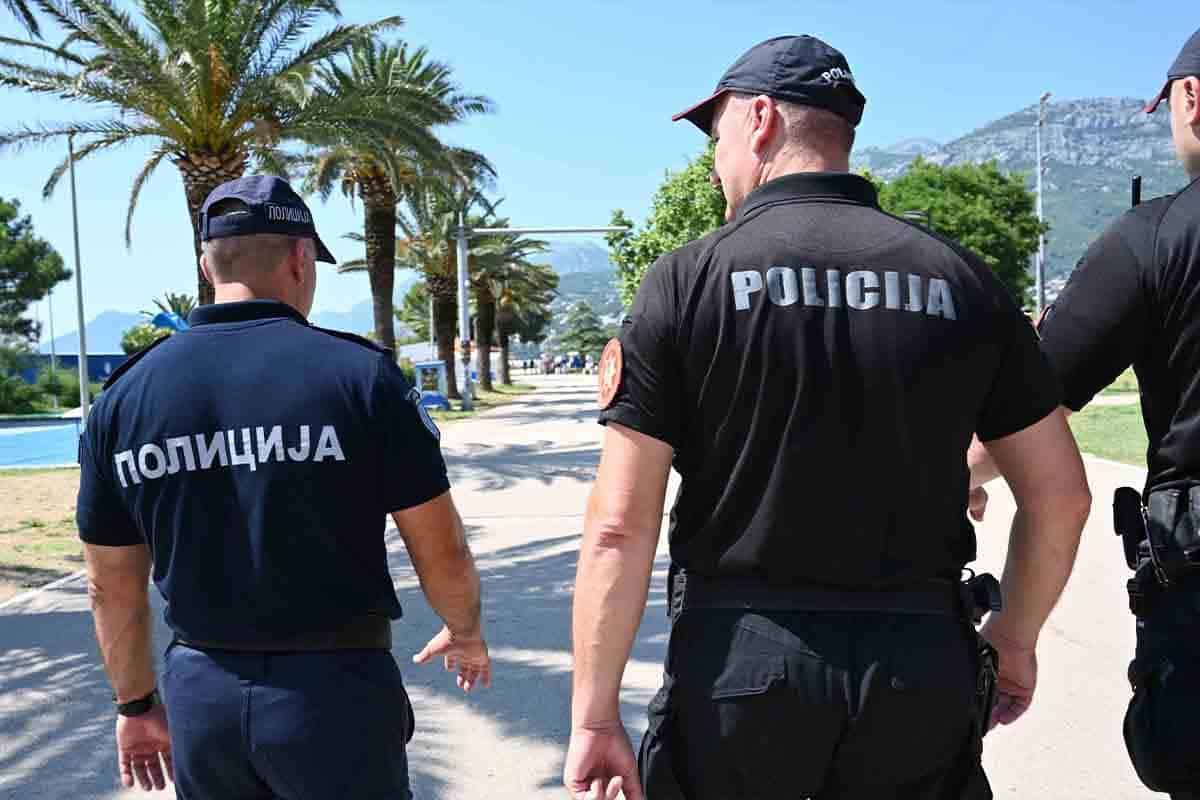 POLICAJAC VAN RADNOG VREMENA UZIMAO NOVAC: Zastrašivao strance i izmišljao prekršaje, ovo je epilog!