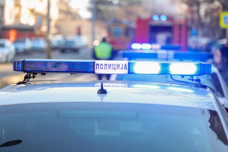 DRŽAO 11 LJUDI U HLADNJAČI! Srpska policija uhapsila Valjevca (44) na granici sa Hrvatskom