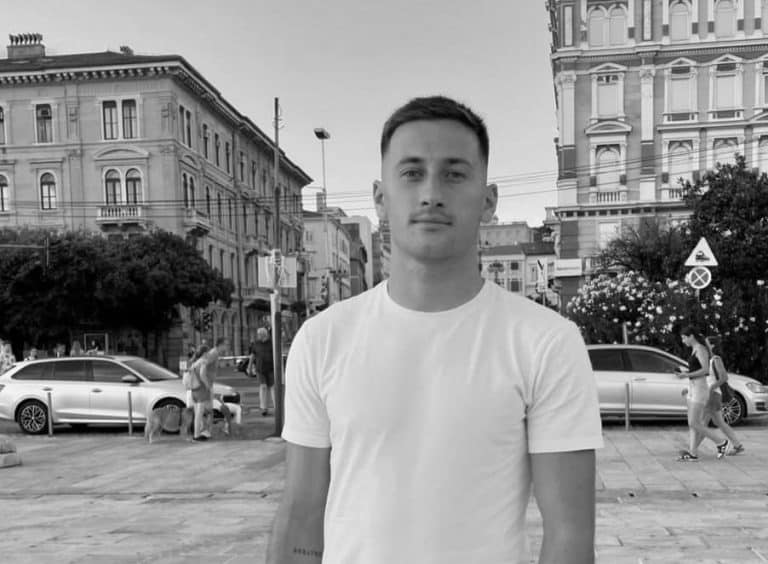 KO JE FUDBALER HEROJ KOJI JE POGINUO DOK JE SPASAVAO POVREĐENE U DISKOTECI? Došao do reprezentacije, zabeležio u karijeri više od 100 mečeva…