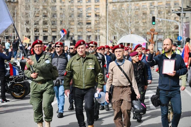 SRAMOTA! Hasan Omerović, dezerter, lokalni niški kamataš i reketaš, komanduje veteranima 63. padobranske