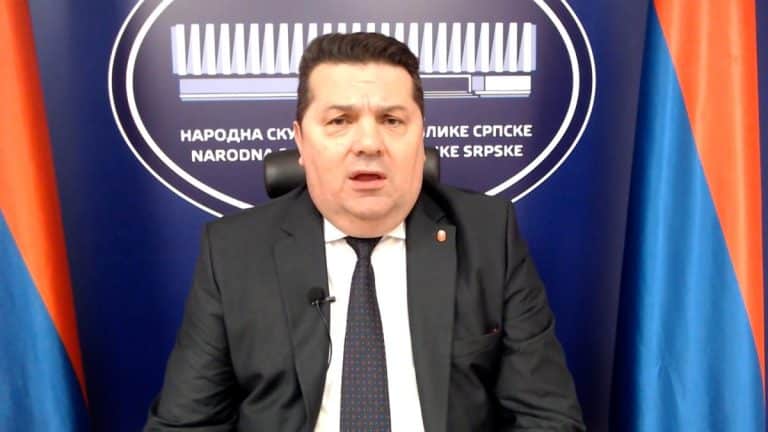 “AKO NEKO BUDE GOVORIO PRETEĆI REPUBLICI SRPSKOJ, BIĆE UHAPŠEN KADA U ISTU KROČI” Dr Nenad Stevandić ekskluzivno za Kurir: Mi nismo begunci, njih ne štite