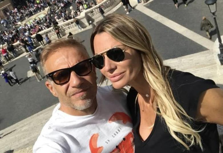 “MOJ V…” Sandru Kalinić sačekao poklon u stanu, on je ove godine zamenio Milana Kalinića: Posebno iznenađenje! (FOTO)