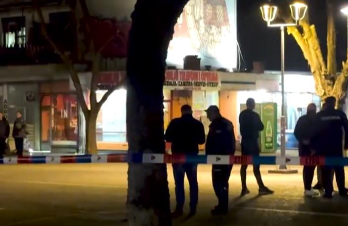 (FOTO) PRVE SLIKE SA MESTA PUCNJAVE U ODŽACIMA! Miletić pucao na Mihajlovića u blizini zgrade Opštinske uprave! Policija na terenu