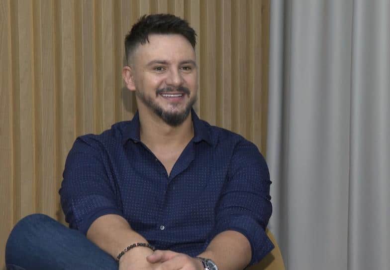 “ANDREANA ČEKIĆ MI NIJE ČESTITALA NA NOVOM ALBUMU, TO JE ZAVRŠENA PRIČA ZA MENE” Emir Đulović za Kurir: Nisam ljut na Vesnu Zmijanac (VIDEO)