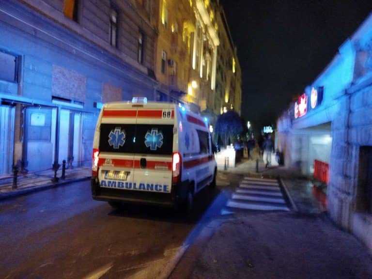 RADNIK PAO SA SKELE NA NOVOM BEOGRADU Hitno prebačen u bolnicu – evo kako je došlo do incidenta