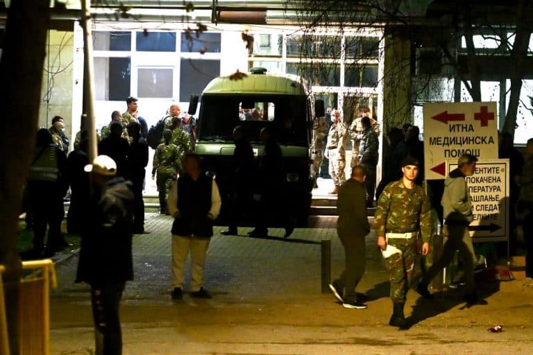 BIĆE SMEŠTENI NA VMA I U KLINIČKI CENTAR U Beograd avionom Vojske Srbije stiglo 12 povređenih u požaru Severnoj Makedoniji