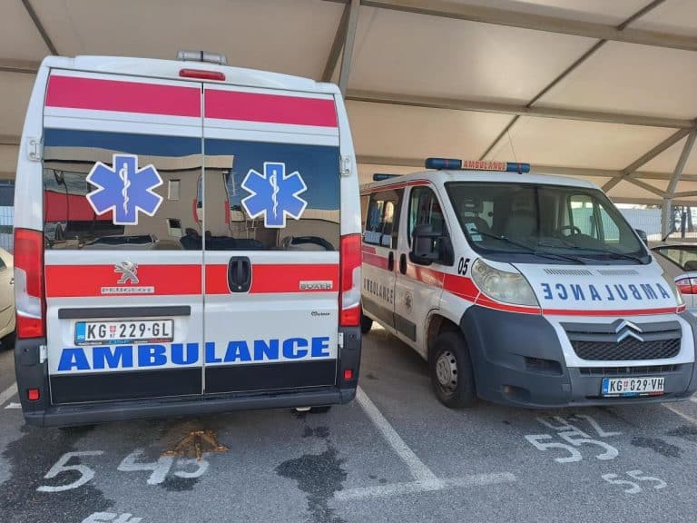 SVE VIŠE PACIJENATA JAVILO SE EKIPAMA HITNE POMOĆI U KRAGUJEVCU: Usijao se telefon dežurnih ekipa, Najviše zvali pacijenti visokim krvnim pritiskom