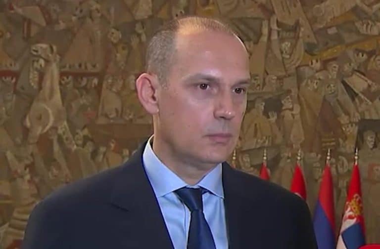 SKANDAL! Vlasti u Prištini zabranile ministru Lončaru da poseti Kosovo i Metohiju