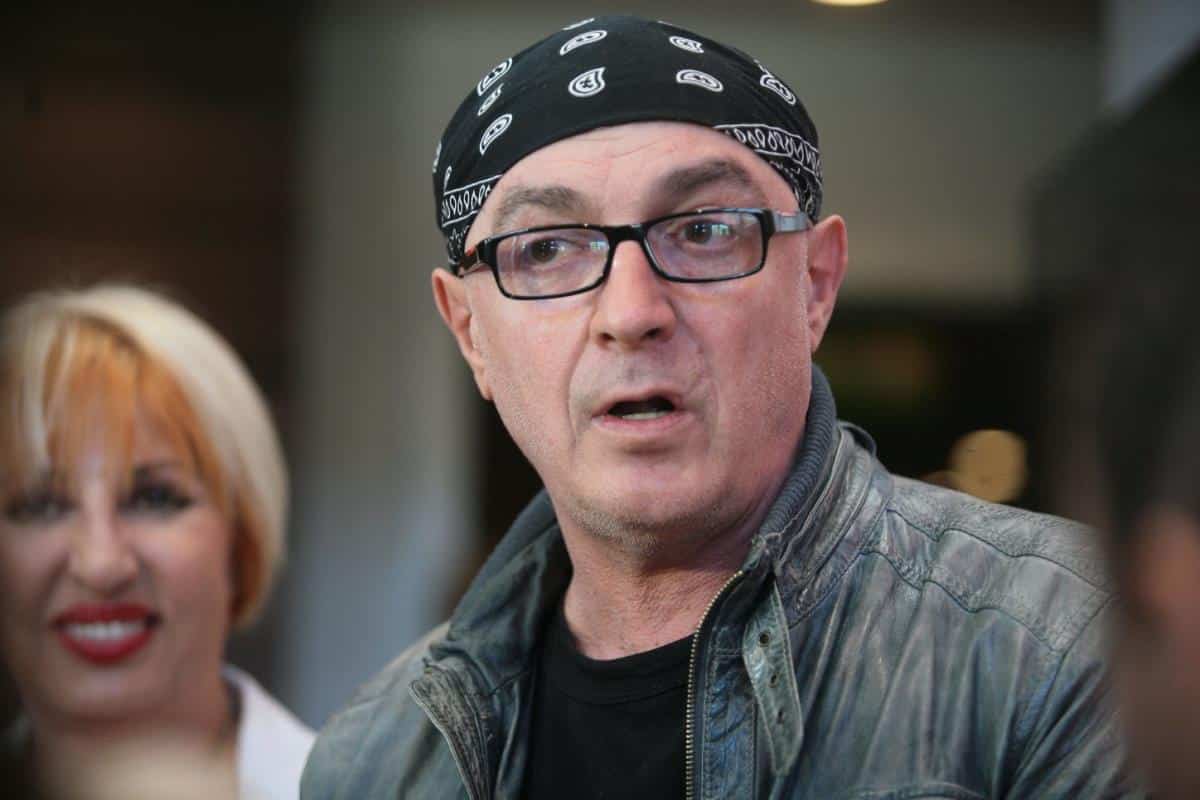 OPERISAN OLIVER MANDIĆ!  Željko Mitrović se oglasio i otkrio u kakvom stanju je pevač: Zahvat je bio komplikovan…