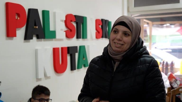 Kako je Palestinka rođena u Nišu? Godinama kasnije došla je do srpskog državljanstva i utočište našla kraj naših građana, zbog kojih ni o čemu ne mora da brine!